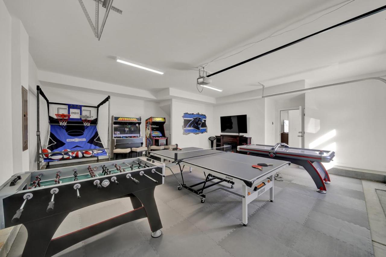 Amazing Views Rooftop Patio, Gym And Game * Charlotte